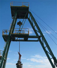 Gossan Hill shaft head during slinging operation